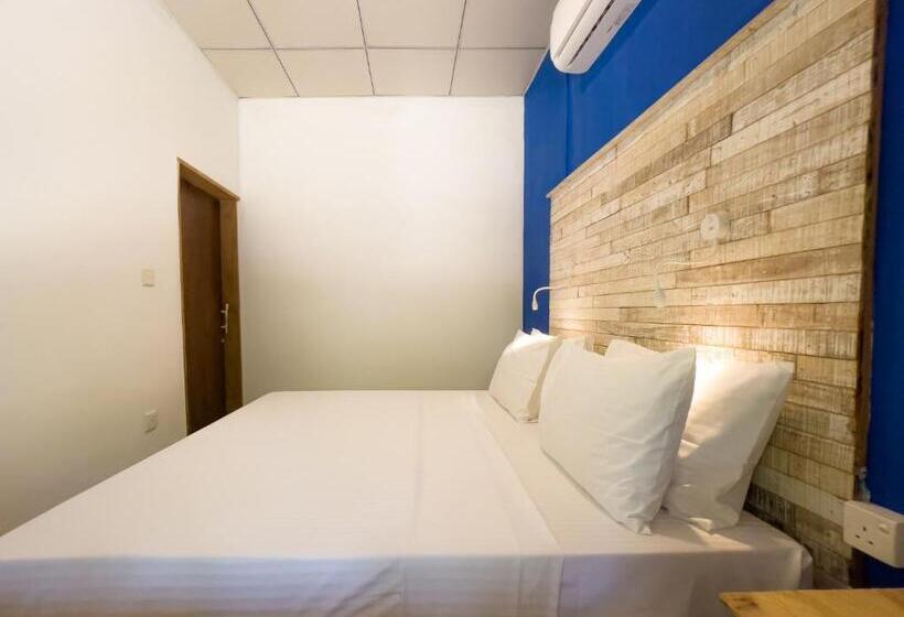 カプセルホテル Lost & Found Hostel Weligama