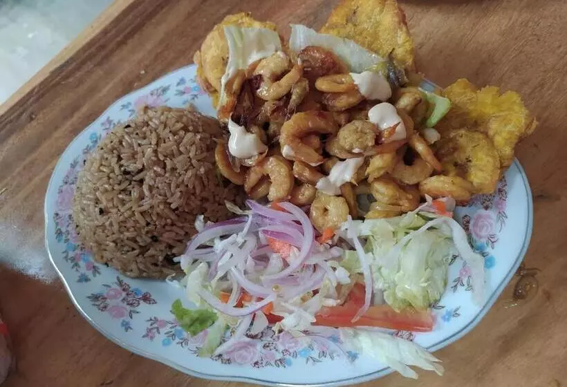 Hotelli Flamencamarones