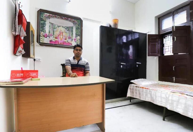 Hotel Goroomgo Bhameshwari Haridwar Near Vaishno Devi Temple