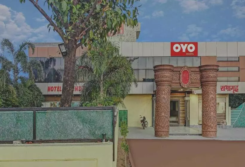 ホテル Oyo Flagship 80488  Vrundawan