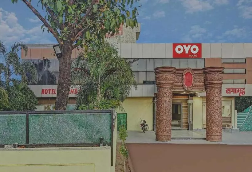 ホテル Oyo Flagship 80488  Vrundawan