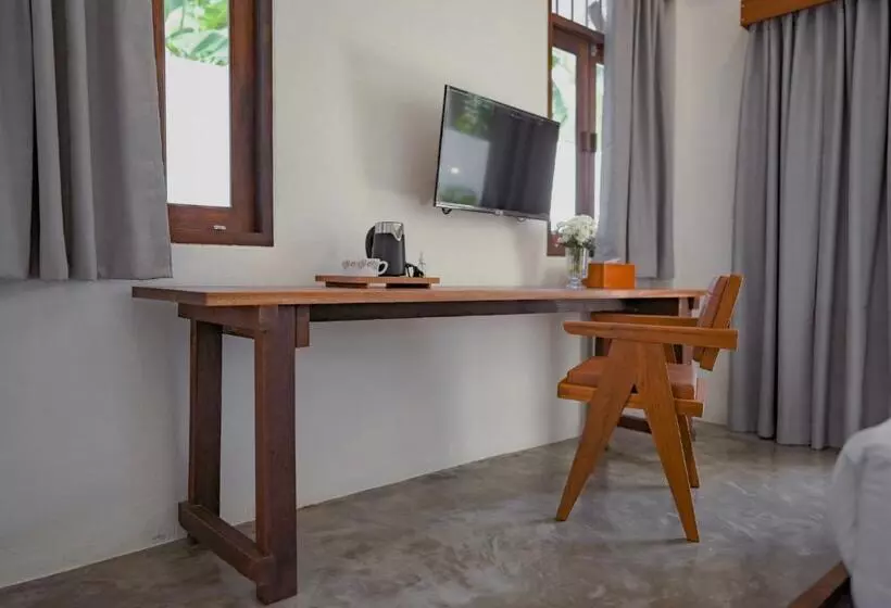 ホテル Phang Nga Origin