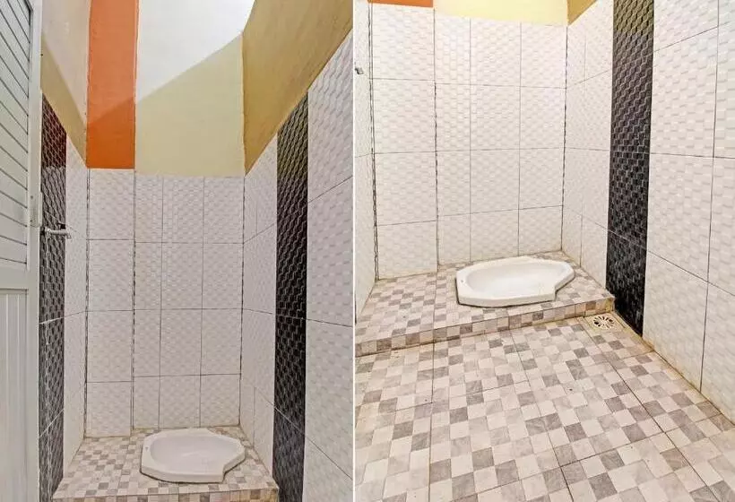 Hotelli Spot On 92123 Chikam House Syariah