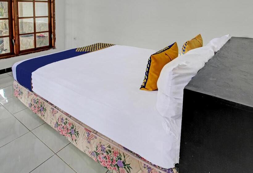 בית מלון כפרי Spot On 92123 Chikam House Syariah