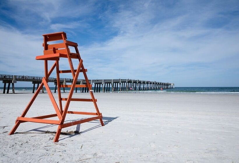 בית מלון כפרי Springhill Suites By Marriott Jacksonville Beach Oceanfront