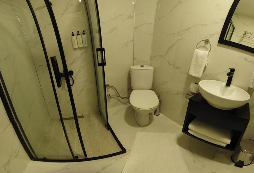 בית מלון כפרי Divine Beach Resort Kumburgaz