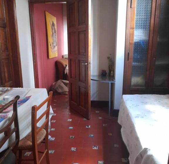 펜션 Casabunda Multiespacio, Habitación Privada En El Centro