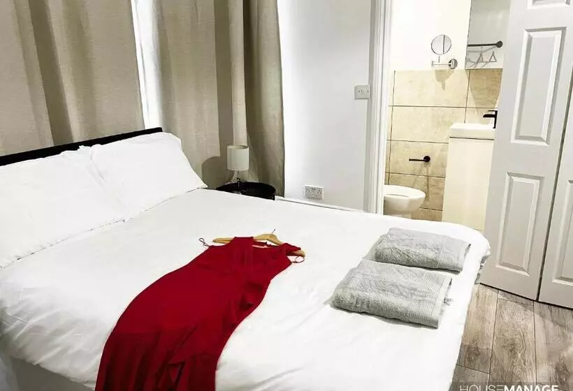 Majatalo Erin Court Mansion   Rm 11