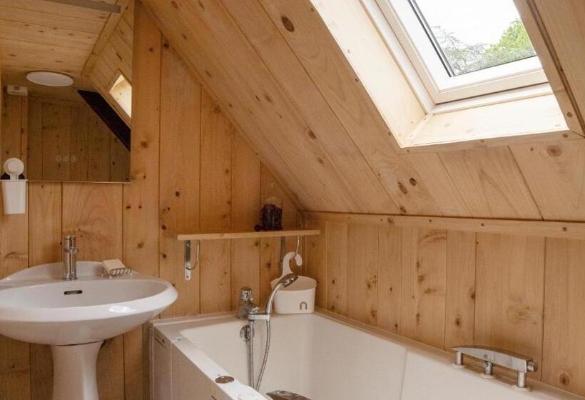 펜션 La Nature Des Sens   Gîte Les Cèdres