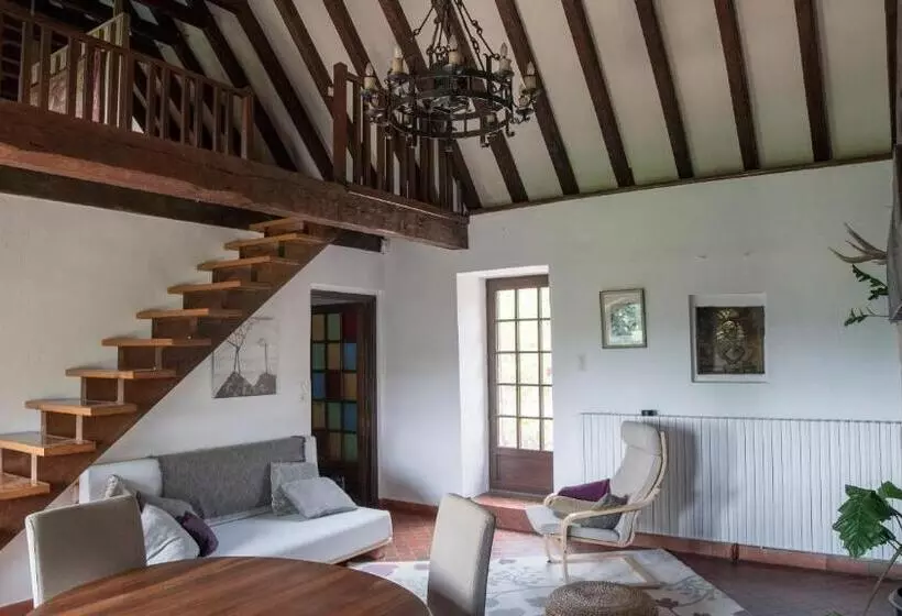 ペンション La Nature Des Sens   Gîte Les Cèdres