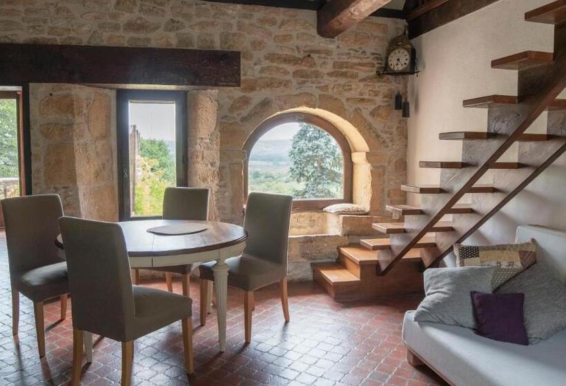 펜션 La Nature Des Sens   Gîte Les Cèdres