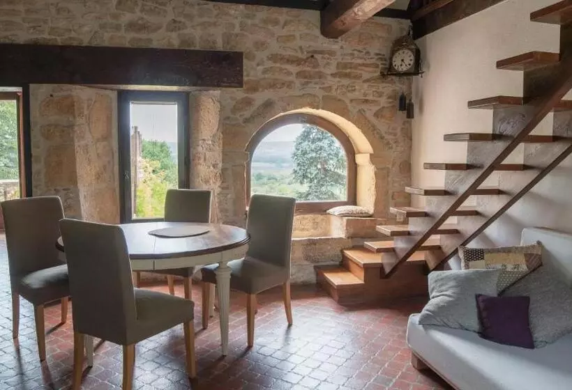 ペンション La Nature Des Sens   Gîte Les Cèdres