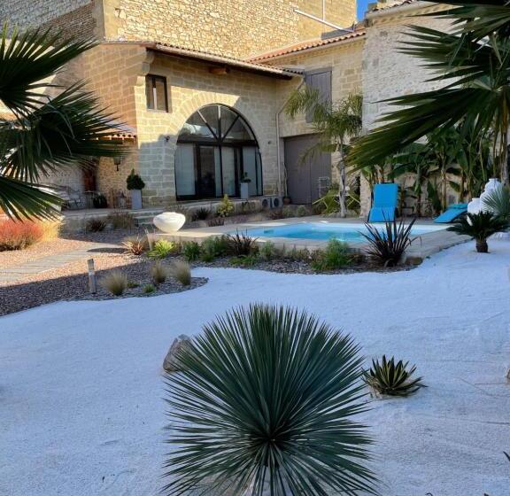 ペンション Le 1818 Gîte