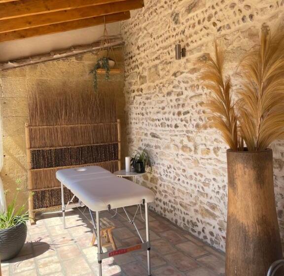 ペンション Le 1818 Gîte