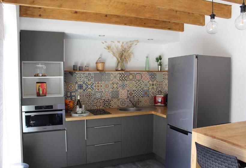 ペンション Le 1818 Gîte