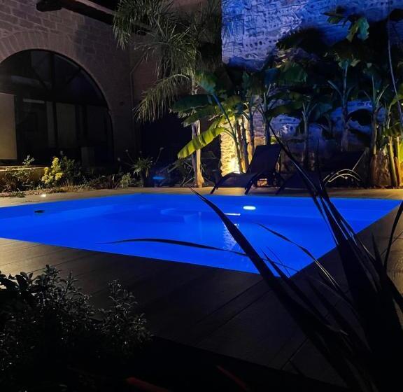 ペンション Le 1818 Gîte