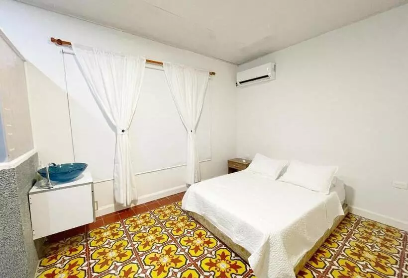 Majatalo Puesta Del Sol Guest House