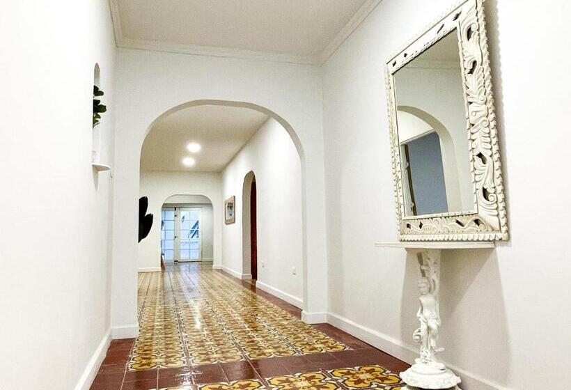 پانسیون Puesta Del Sol Guest House