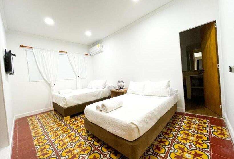 پانسیون Puesta Del Sol Guest House