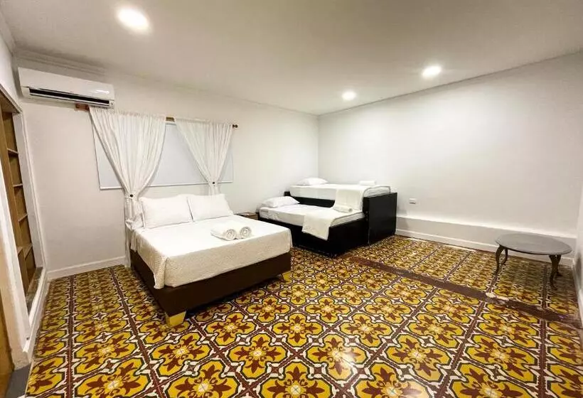 Majatalo Puesta Del Sol Guest House