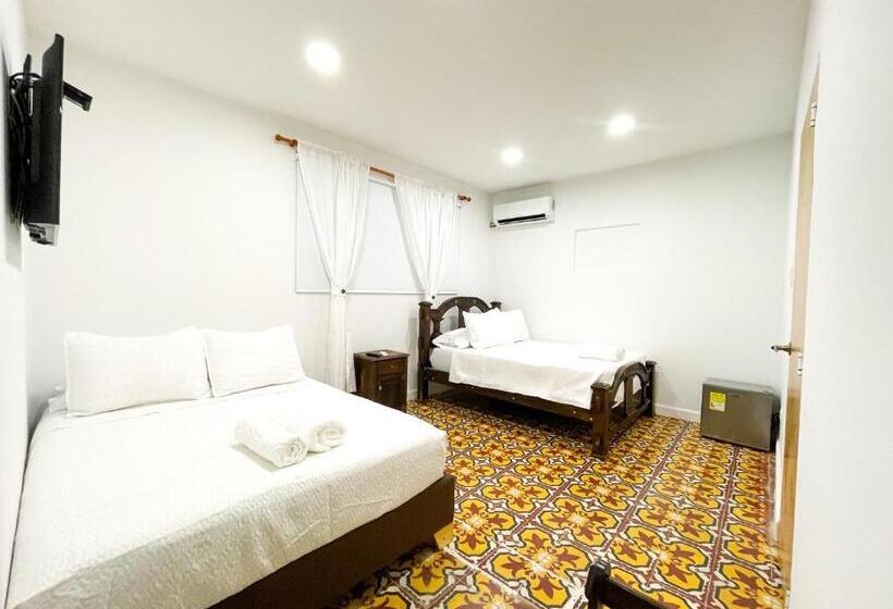 پانسیون Puesta Del Sol Guest House