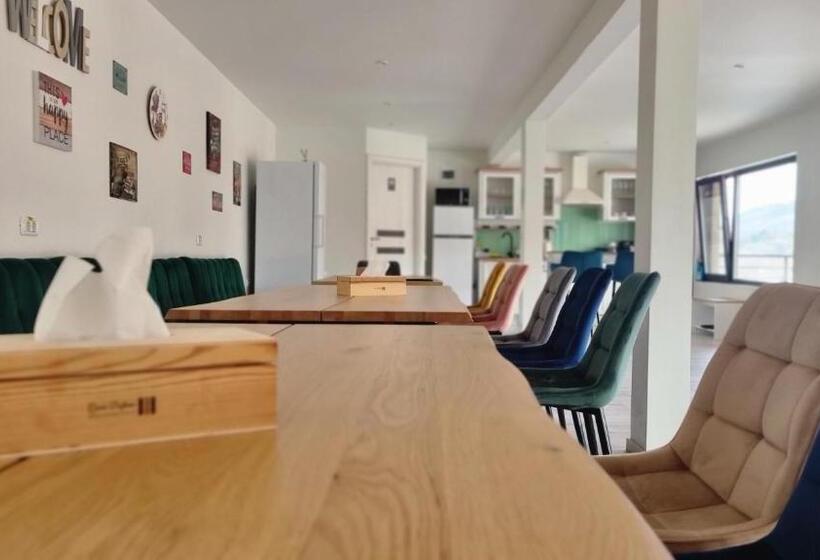 膳宿费 Queen Doftana