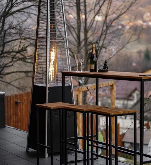 膳宿费 Queen Doftana