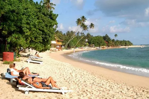 پانسیون Unawatuna White Villa