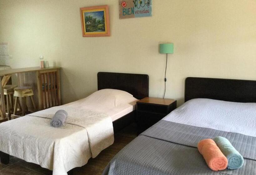 بنسيون Villas El Cenizaro