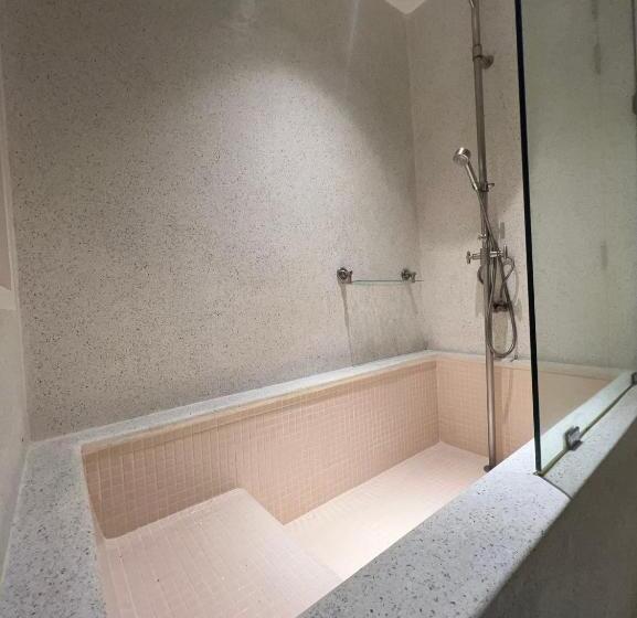 นับคลื่น ที่พักเขาเต่า