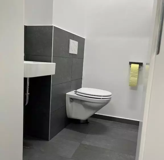 هاستل Space Home Apartment   Prater
