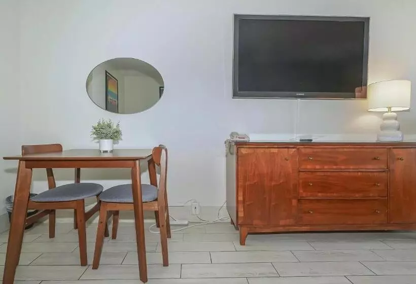 Allnew, Private, Huge Tv, Heated Pool, Tiki Bar
