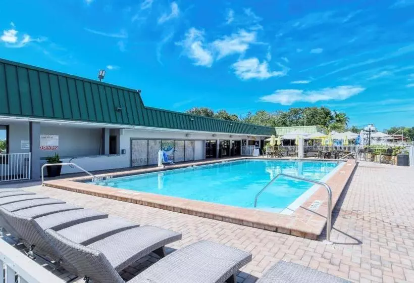 Allnew, Private, Huge Tv, Heated Pool, Tiki Bar