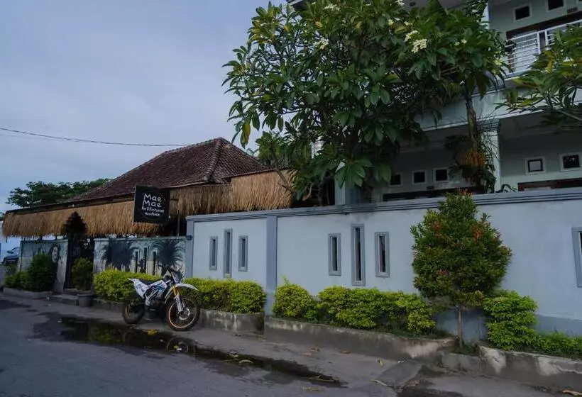 تختخواب و صبحانه Mae Mae Beach House