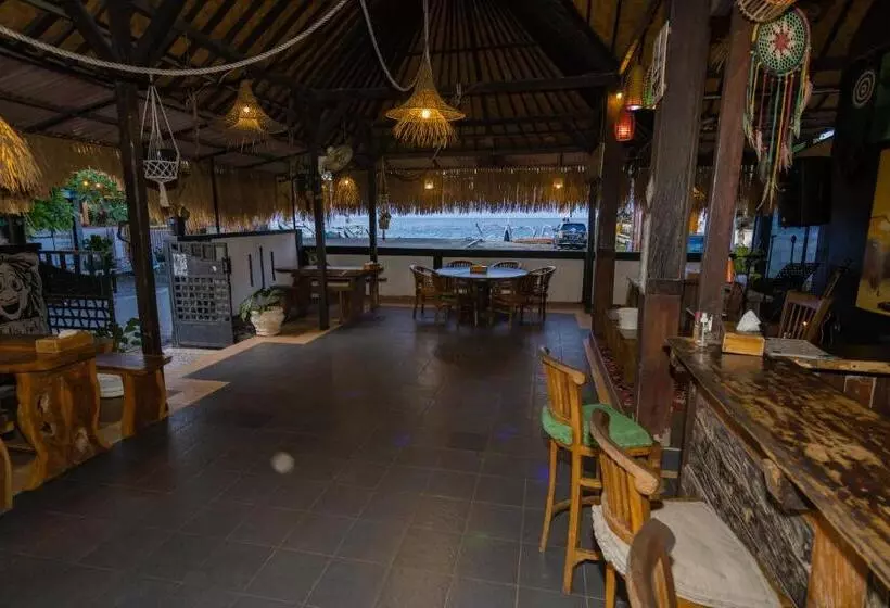 تختخواب و صبحانه Mae Mae Beach House