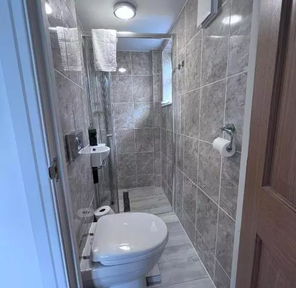 ベッドアンドブレックファースト N 25