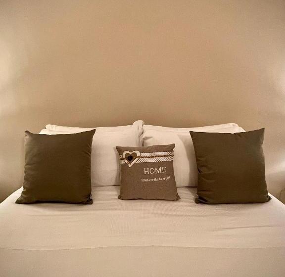 تختخواب و صبحانه Villa Pignatelli