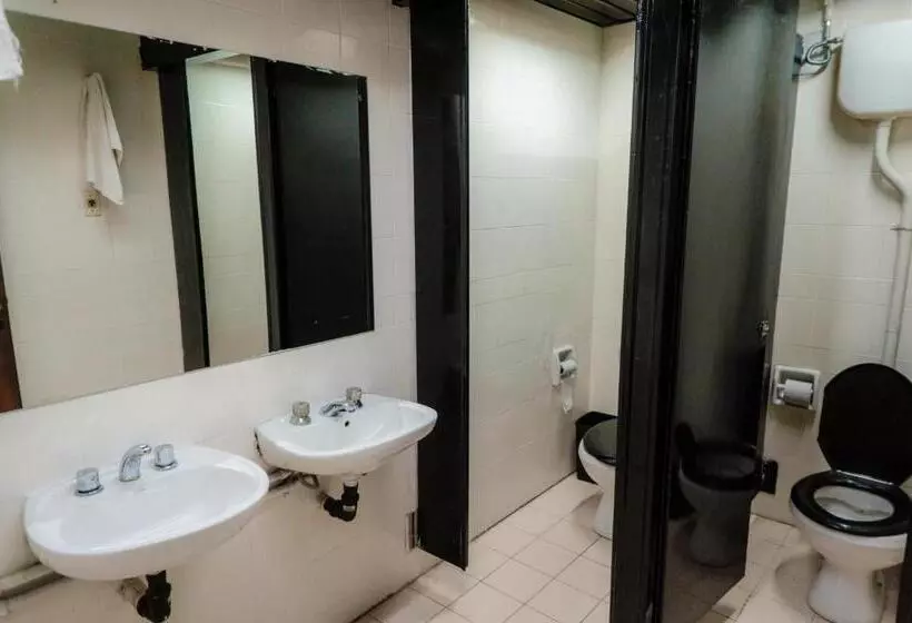 Clover Hostel