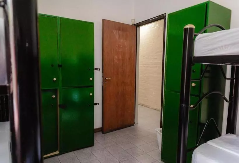 Clover Hostel