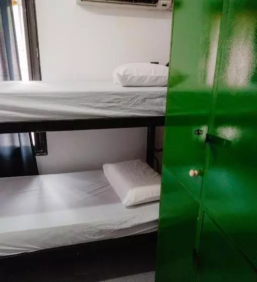 Clover Hostel