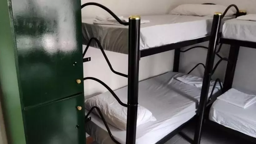 Clover Hostel