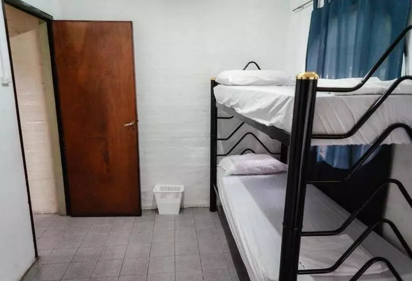 Clover Hostel