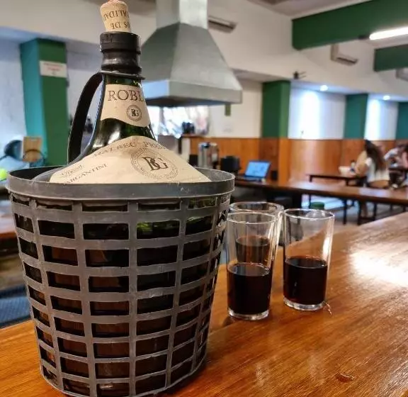 Clover Hostel