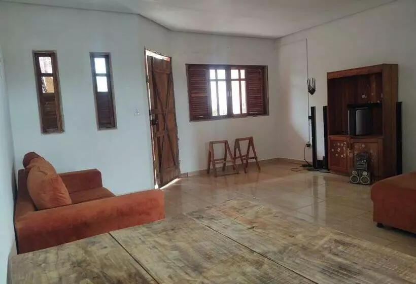 Covil Das Trilhas Hostel
