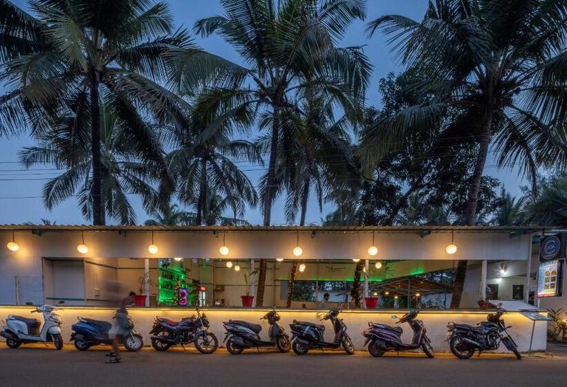 Hotelli Crystall Goa Turquoise Edition