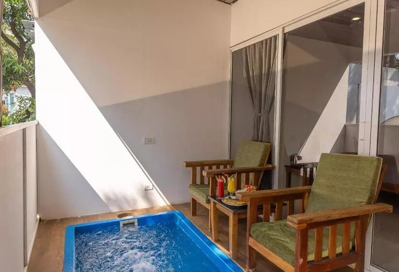 Hotelli Crystall Goa Turquoise Edition