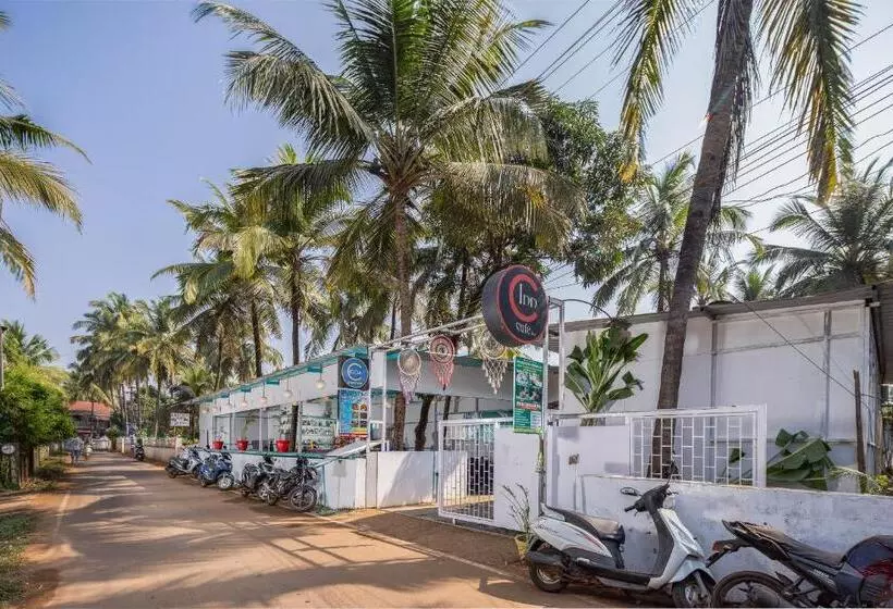 Hotelli Crystall Goa Turquoise Edition