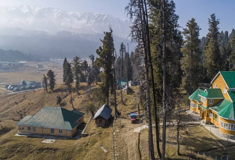 Hotel Gulmarg Ski Hill Resort