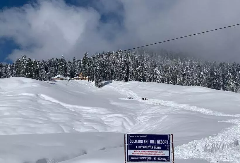 Hotelli Gulmarg Ski Hill Resort