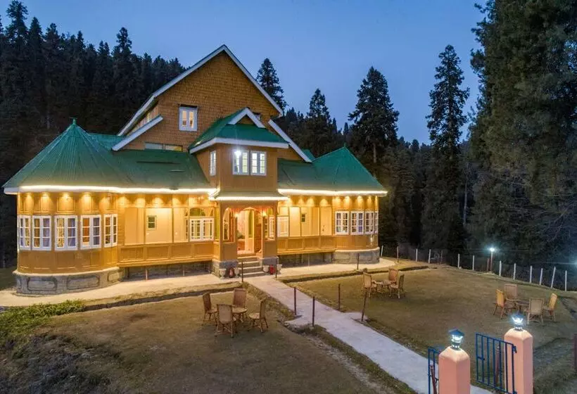 Hotelli Gulmarg Ski Hill Resort